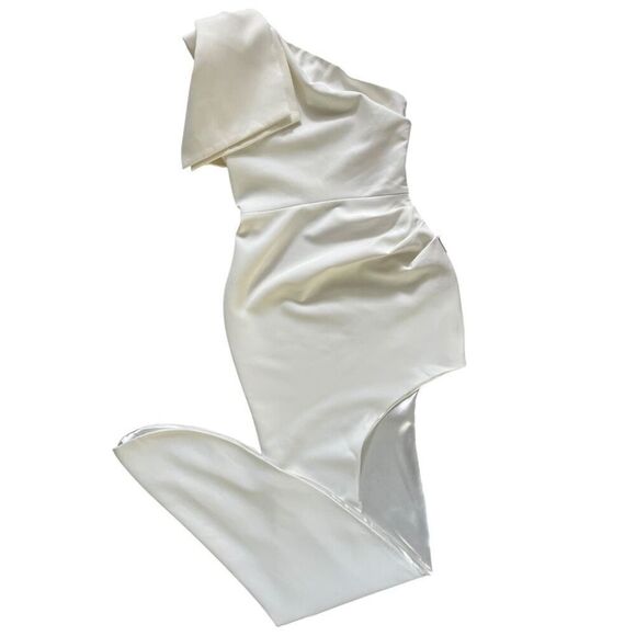 Stella Bridal Gown in White Bronx and Banco - Picture 3 of 16